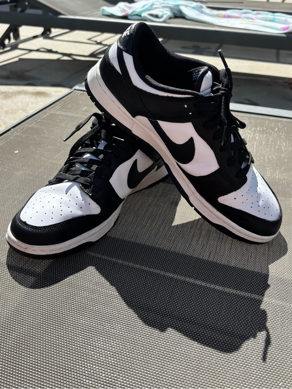 Nike Dunks-Pandas